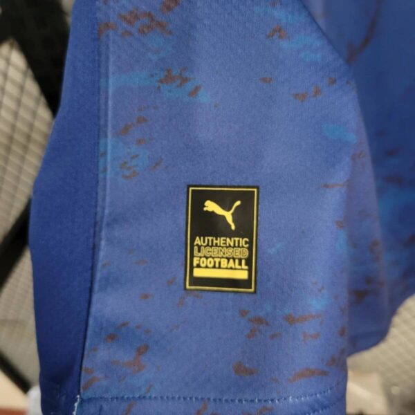 Camisa Manchester City 23/24 Torcedor Masculina - Azul e Dourada - Imagem 3